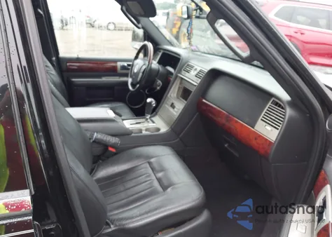 2006 Lincoln Navigator Luxury/Ultimate from USA, damaged, VIN 5LMFU28576LJ25037